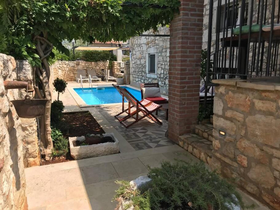 פורץ Saison Openning Prices Luxury Villa Nini With Fireplace, Private Pool, Bikes, Barbecue And Much More מראה חיצוני תמונה